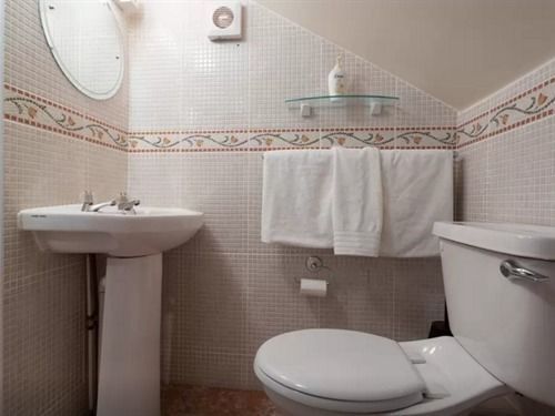 גלוואיי Anbelle Lodge מראה חיצוני תמונה